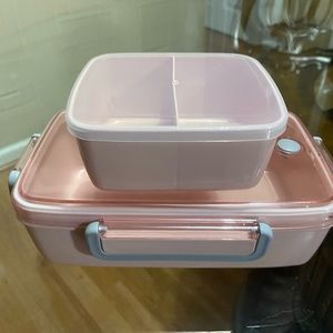 Brand New Set Of 2 Pcs Lunch Box 40.6 oz .